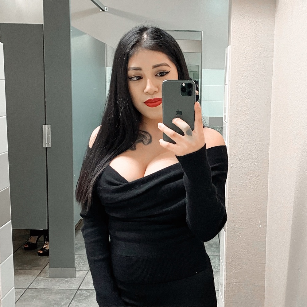 Meet your Posher, Aleida